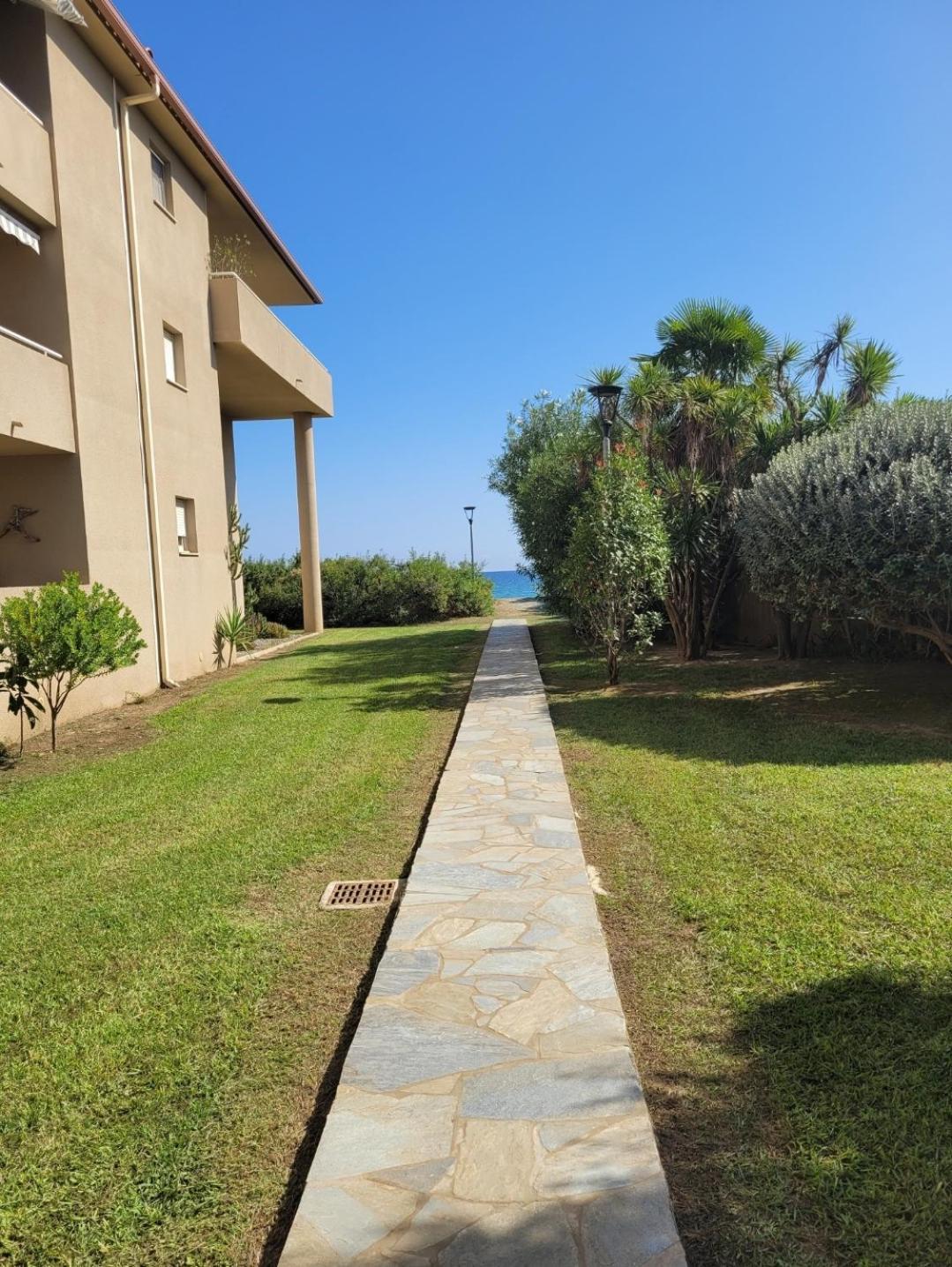 Appartement T2 Bord De Mer - Maria Beach Santa-Lucia-di-Moriani Esterno foto