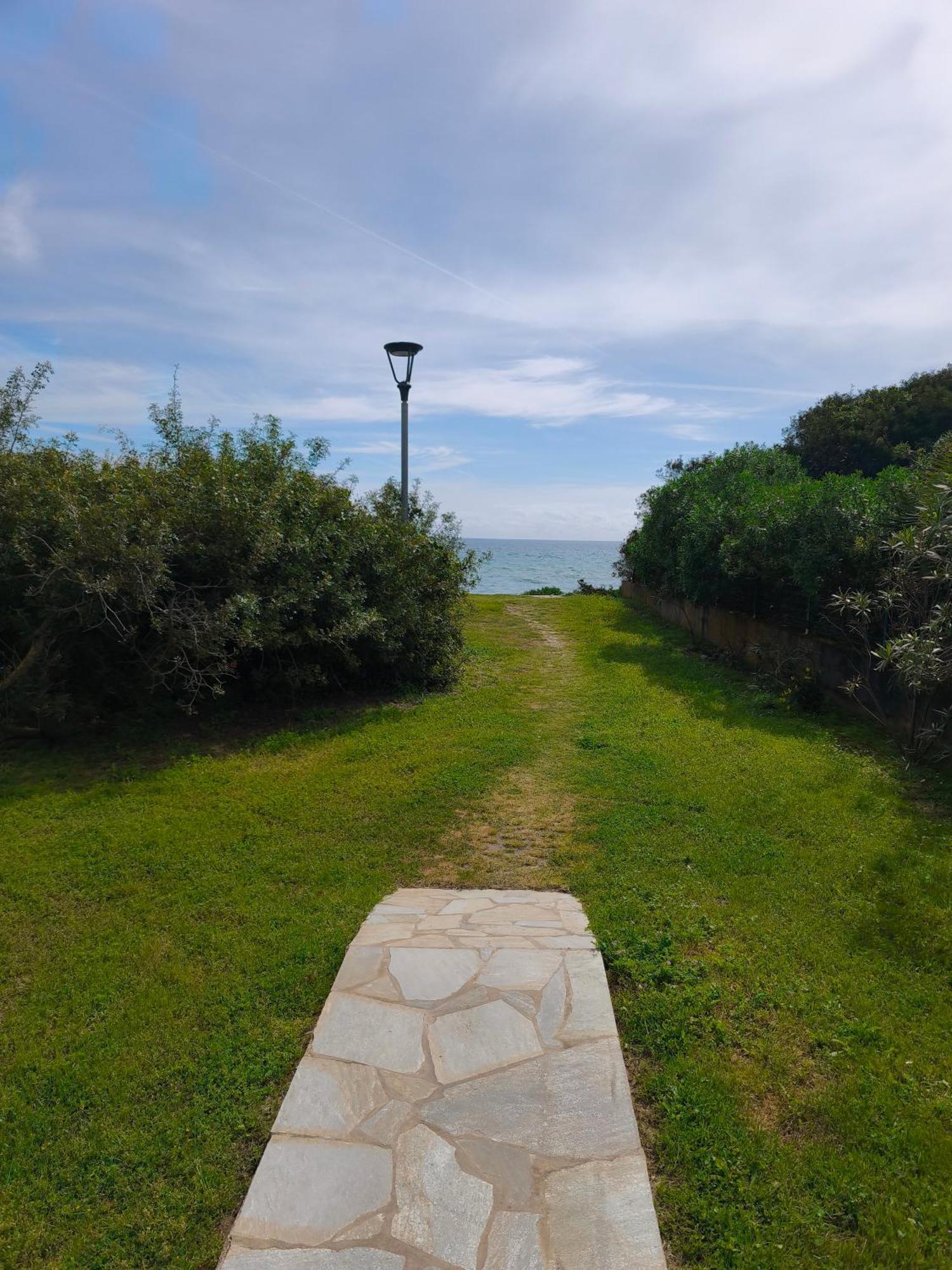 Appartement T2 Bord De Mer - Maria Beach Santa-Lucia-di-Moriani Esterno foto